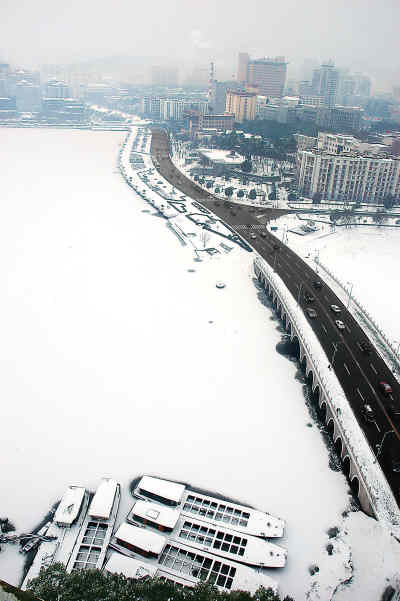 xinsrc_3320105310743921258303.jpg