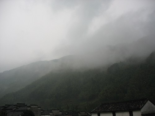 BigBull_鄣山村.jpg