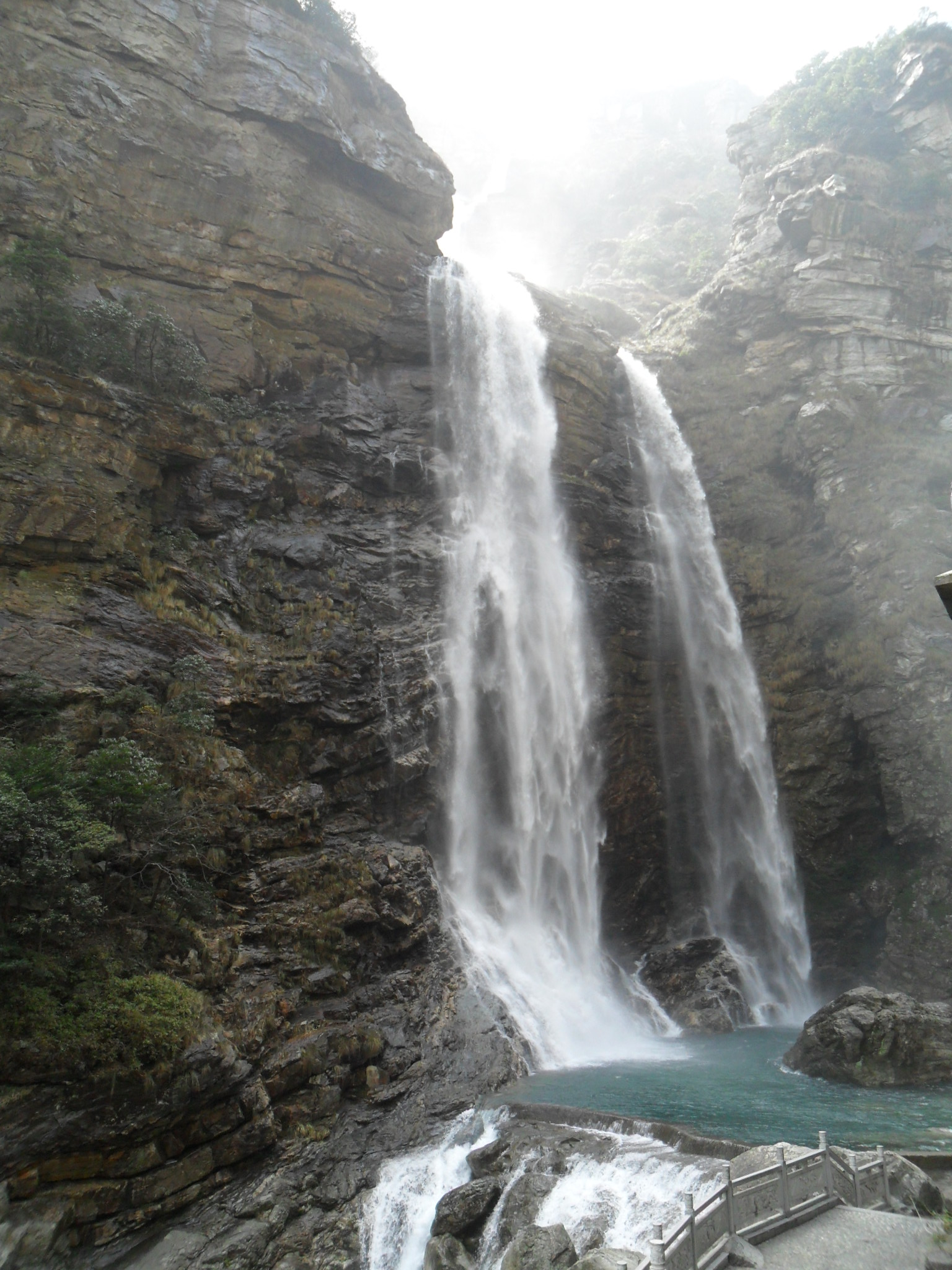 庐山三叠泉瀑布