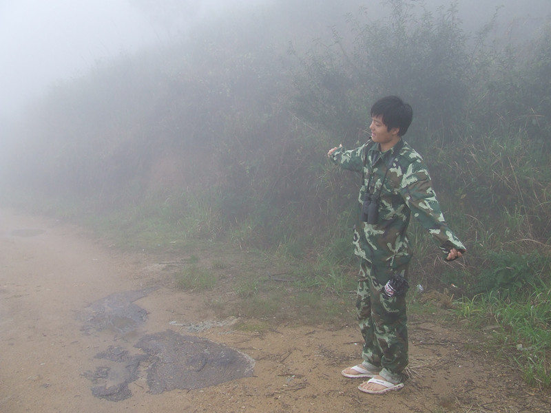 知道照片不好找耶，电脑没电了，改天换个帅的