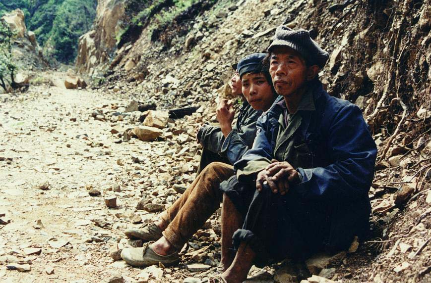 越走越艰难的路.jpg