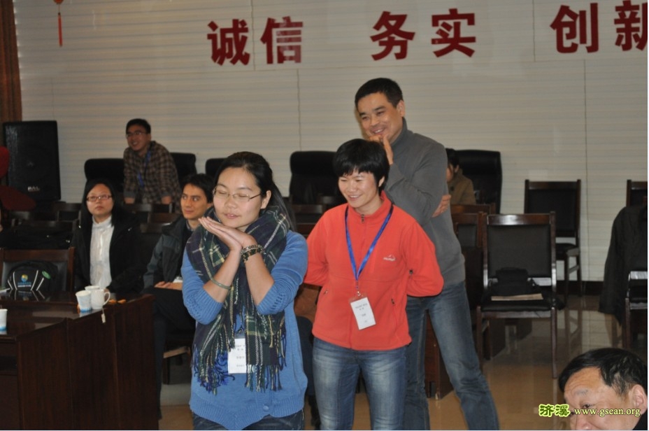 2-12120221195CH.jpg