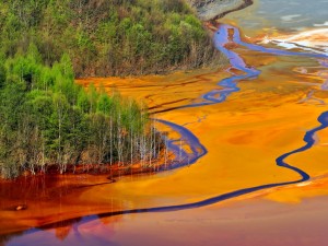 water-pollution-china-1-300x225.jpg