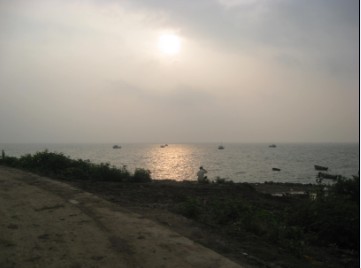 遥望巢湖，浩浩汤汤~.jpg
