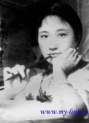 陆小曼.jpg