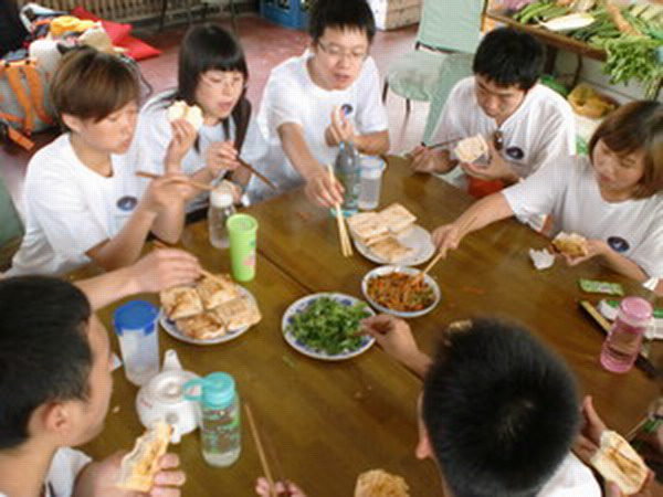 端村镇十五个人两道菜.JPG